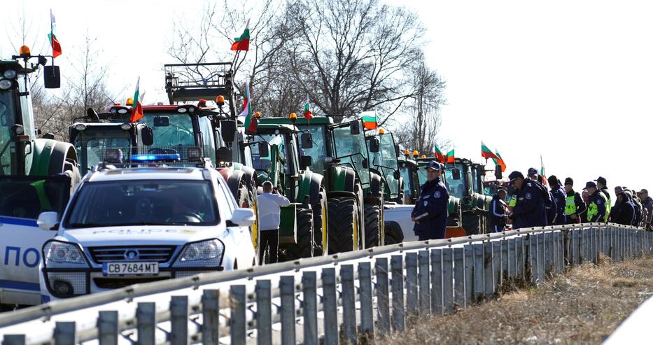 Започна се: Десетки места в България са блокирани от протестиращи фермери